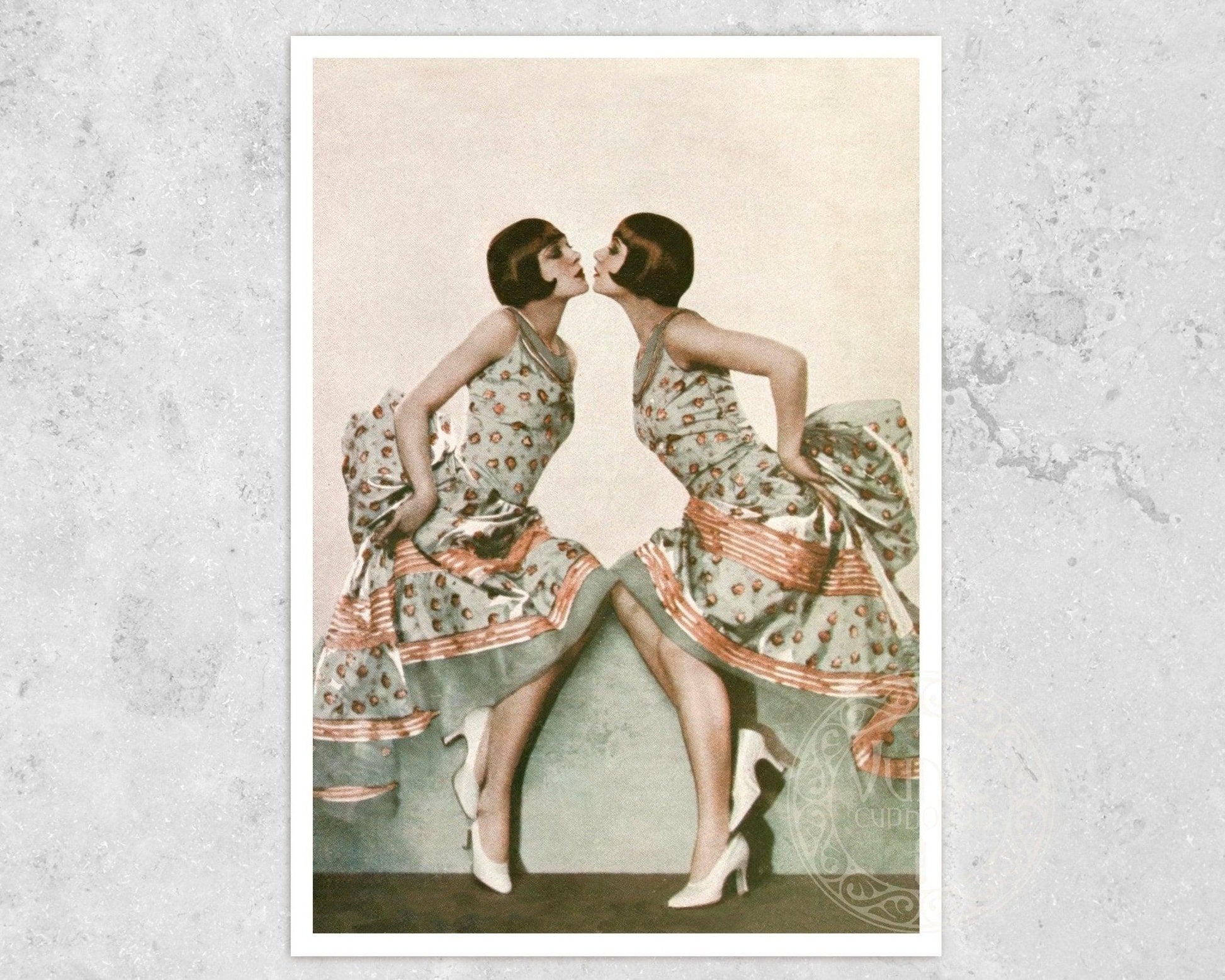 Dorothy Wilding "The Sisters G" (c.1928) - Mabon Gallery