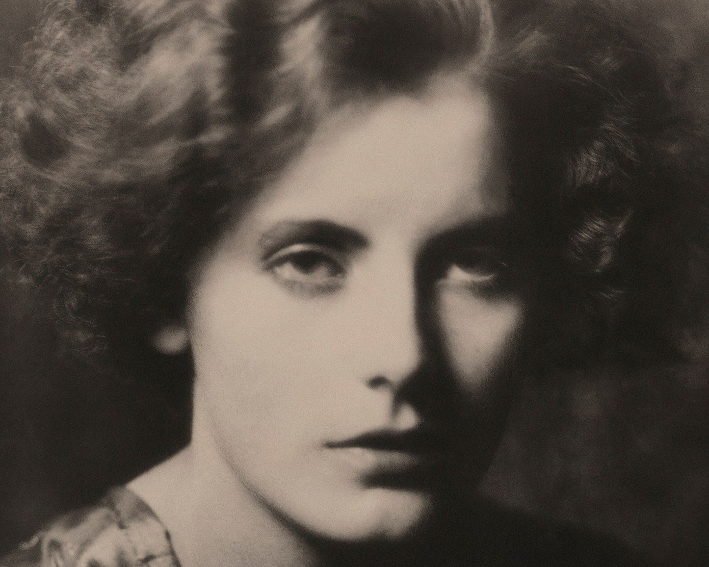 Greta Garbo Photo Portait by Arnold Genthe c.1925 - Mabon Gallery