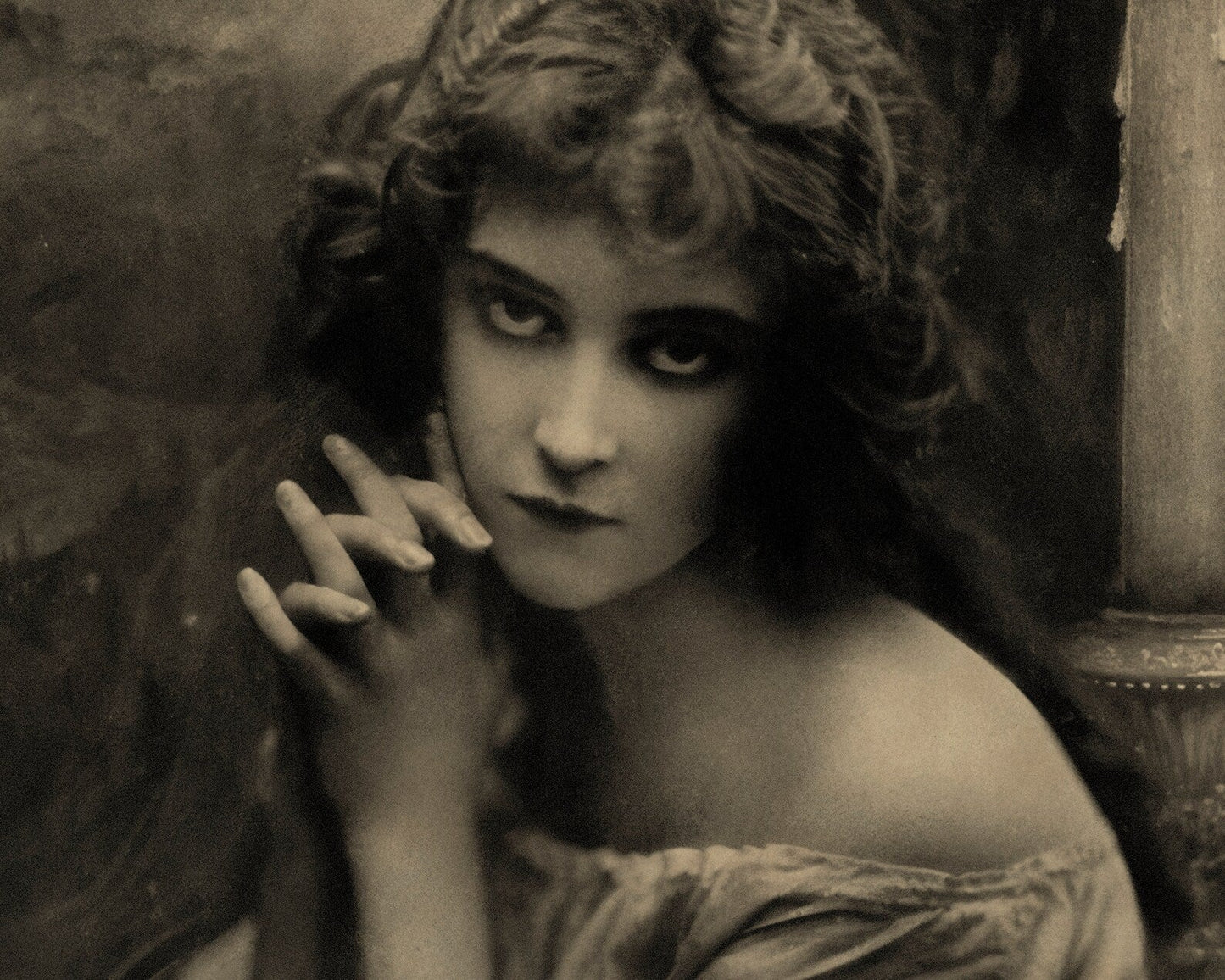 Vintage Photo Postcard "Nocturnes" (c.1900) Glamourous Gothic Vamp Scene - Mabon Gallery